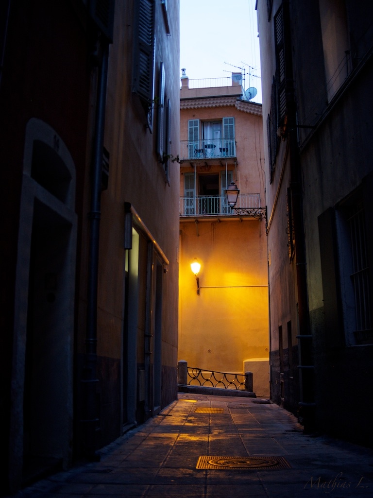 Vieux Nice by night