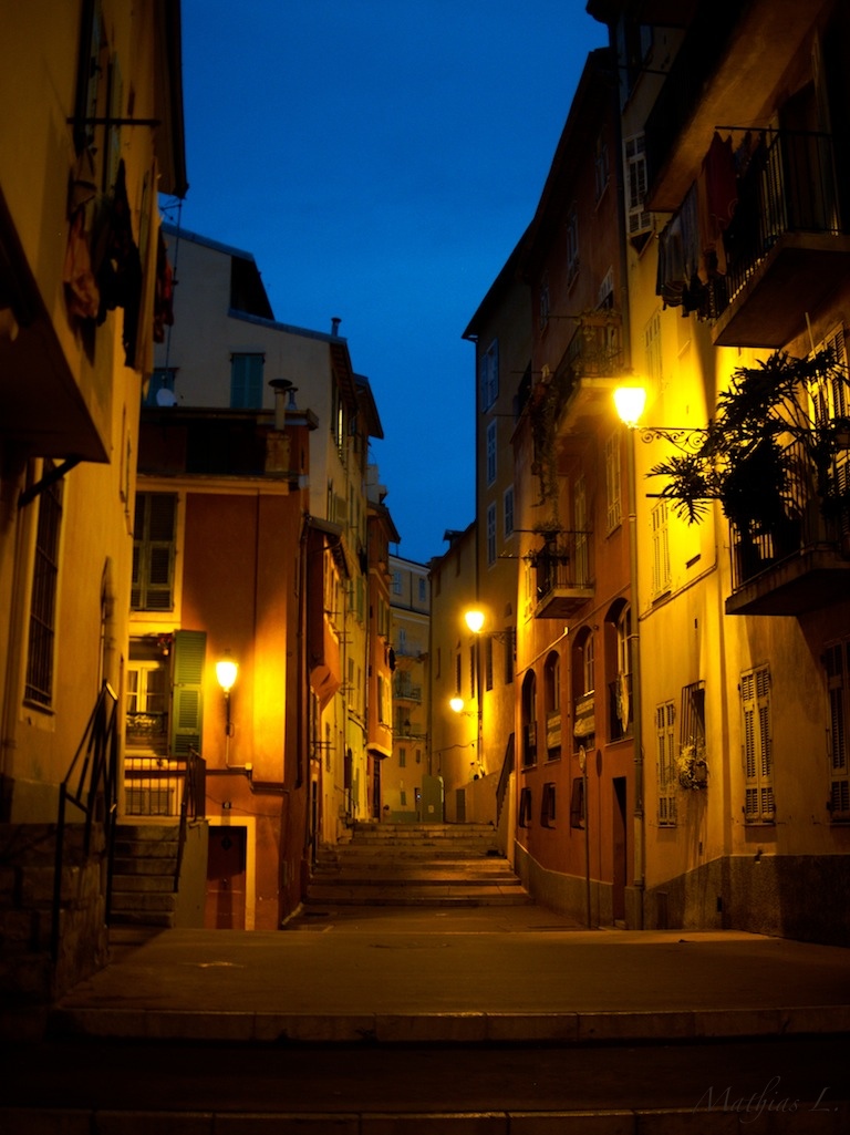 Vieux Nice by night
